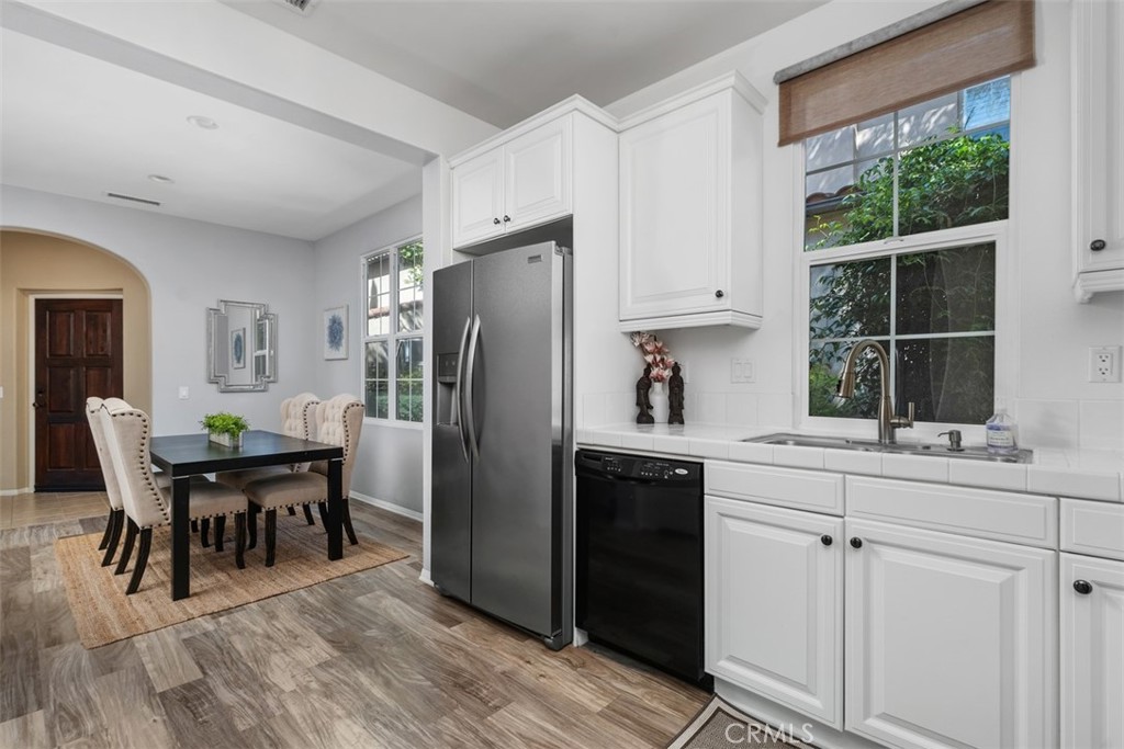 80 Great Lawn Property Photo 17