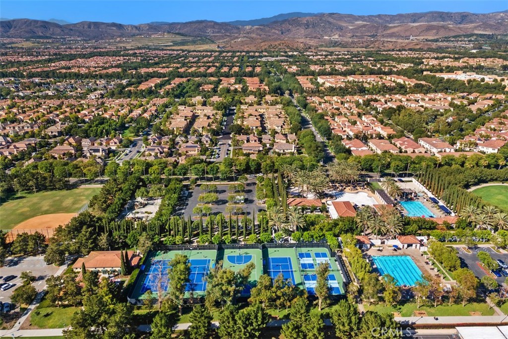 80 Great Lawn Property Photo 31