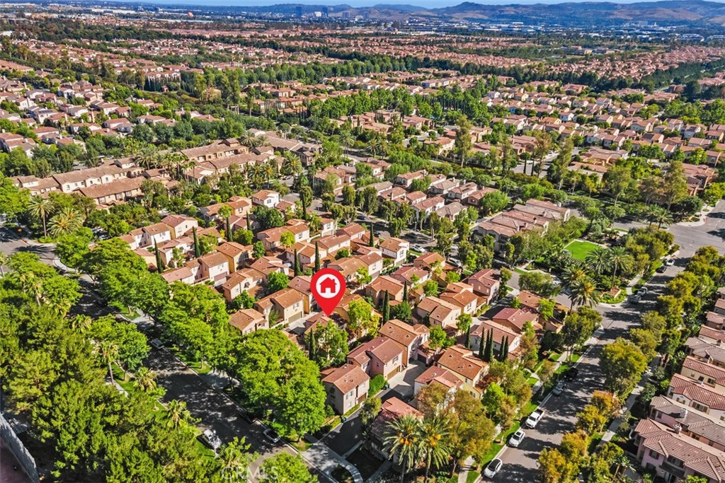80 Great Lawn Property Photo 47