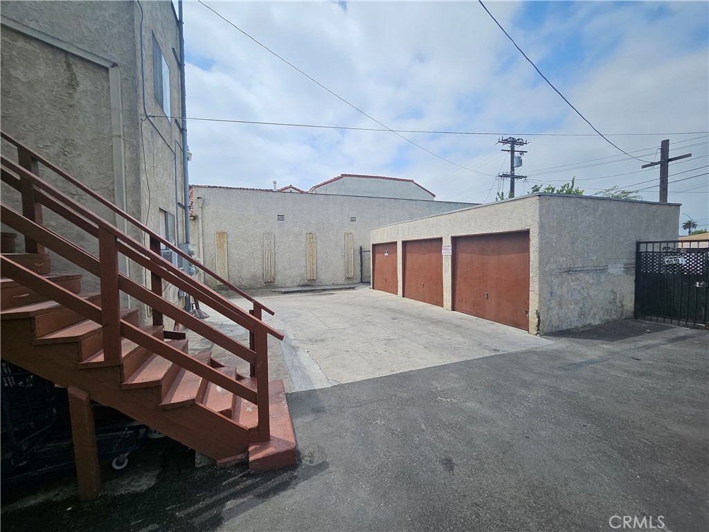 6519 Middleton Street Property Photo 23