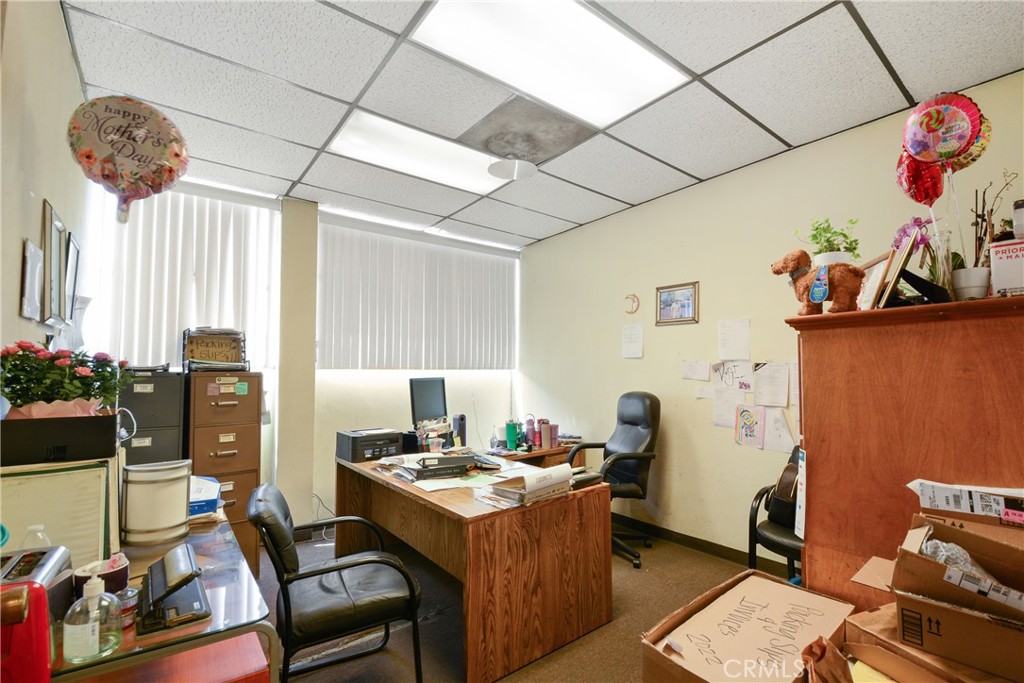 623 Young Street Property Photo 10