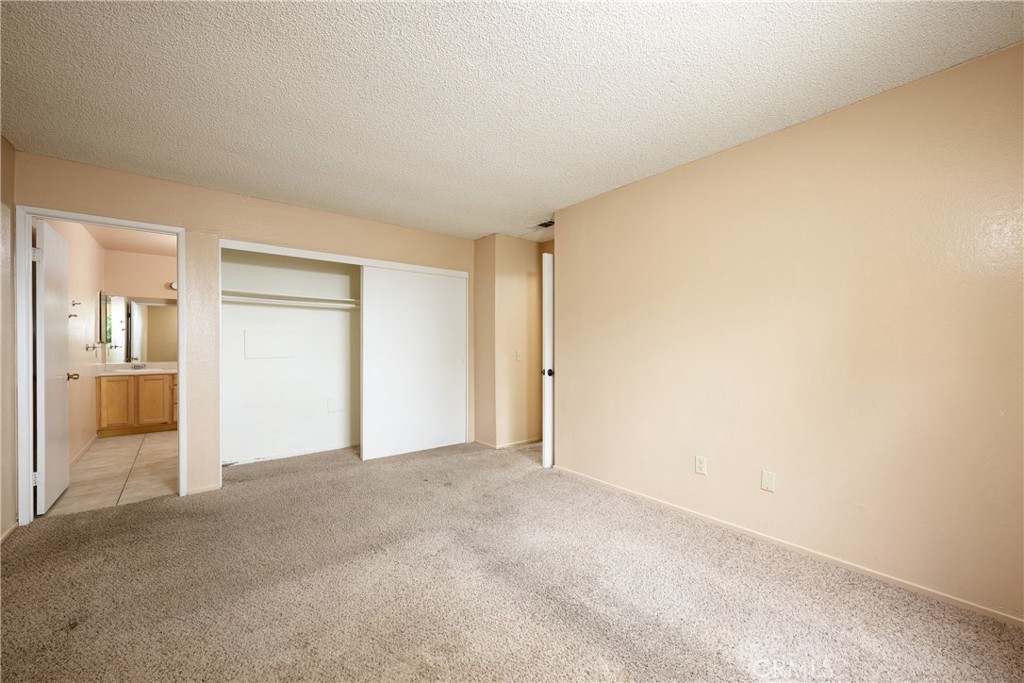 1589 Camelot Property Photo 13