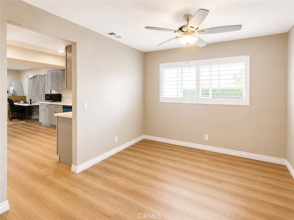1118 W Orange Property Photo 4