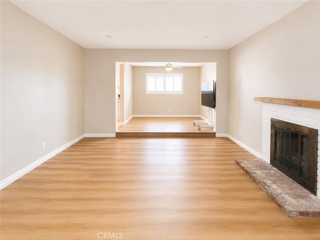 1118 W Orange Property Photo 5