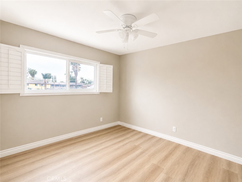 1118 W Orange Property Photo 11