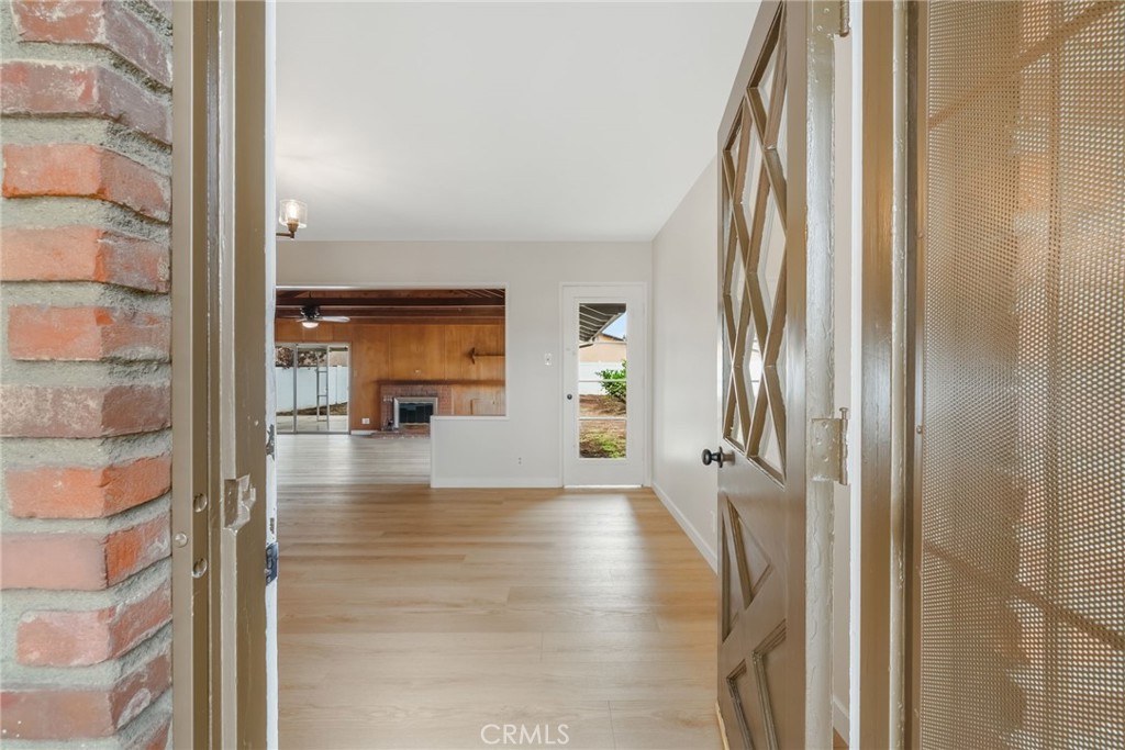 13612 Woodruff Avenue Property Photo 6
