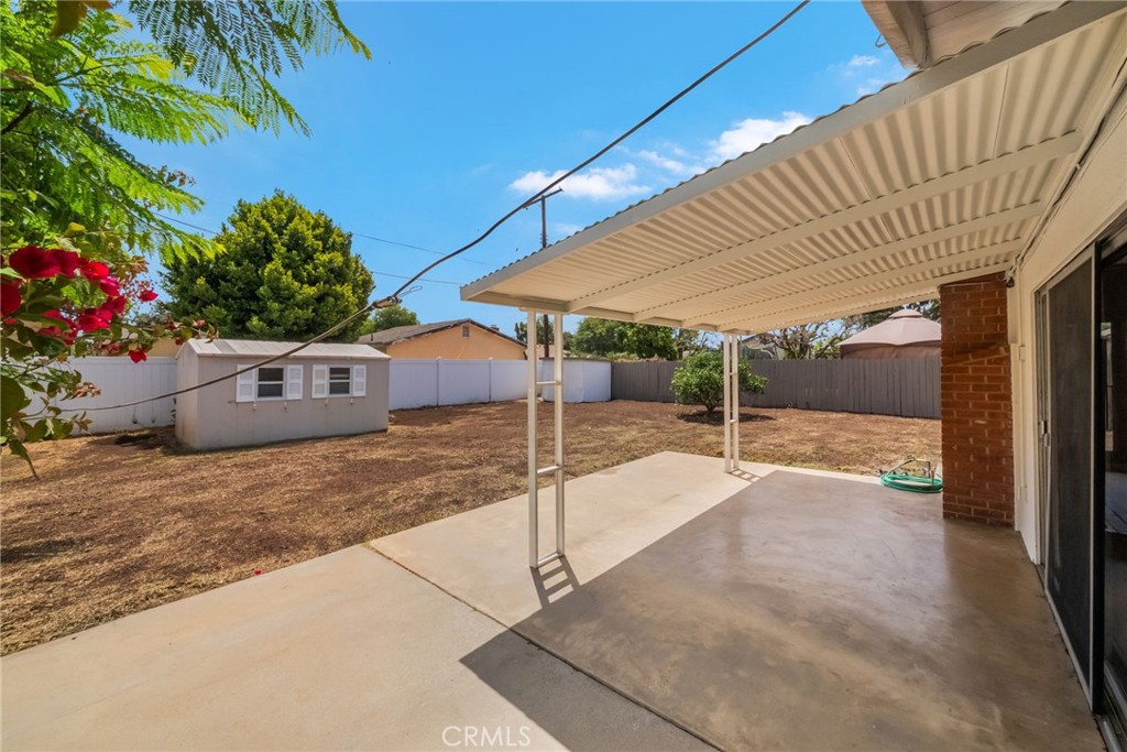 13612 Woodruff Avenue Property Photo 33