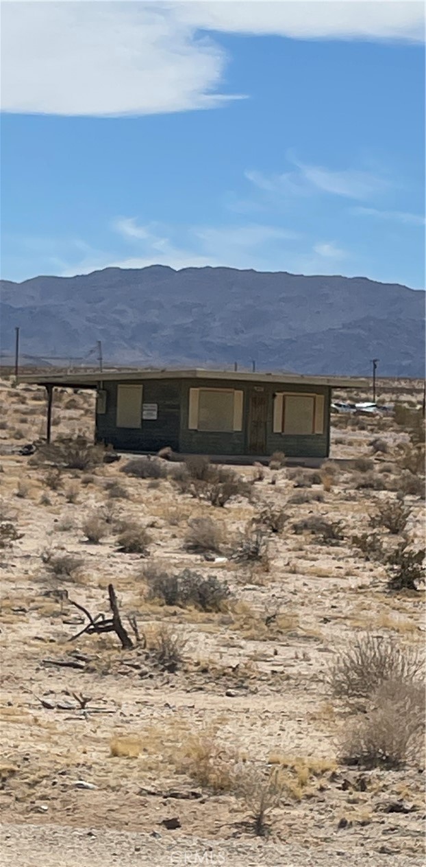 4950 Godwin Road Property Photo 2