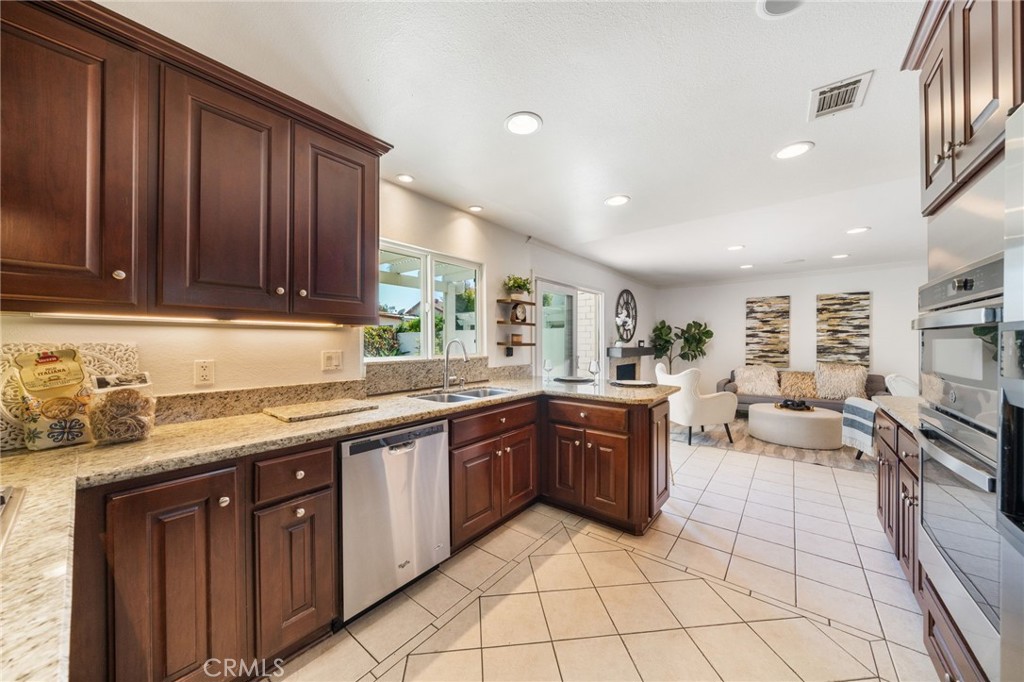 26482 Via Lara Property Photo 18