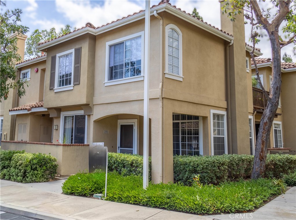 251 Gallery Property Photo 1