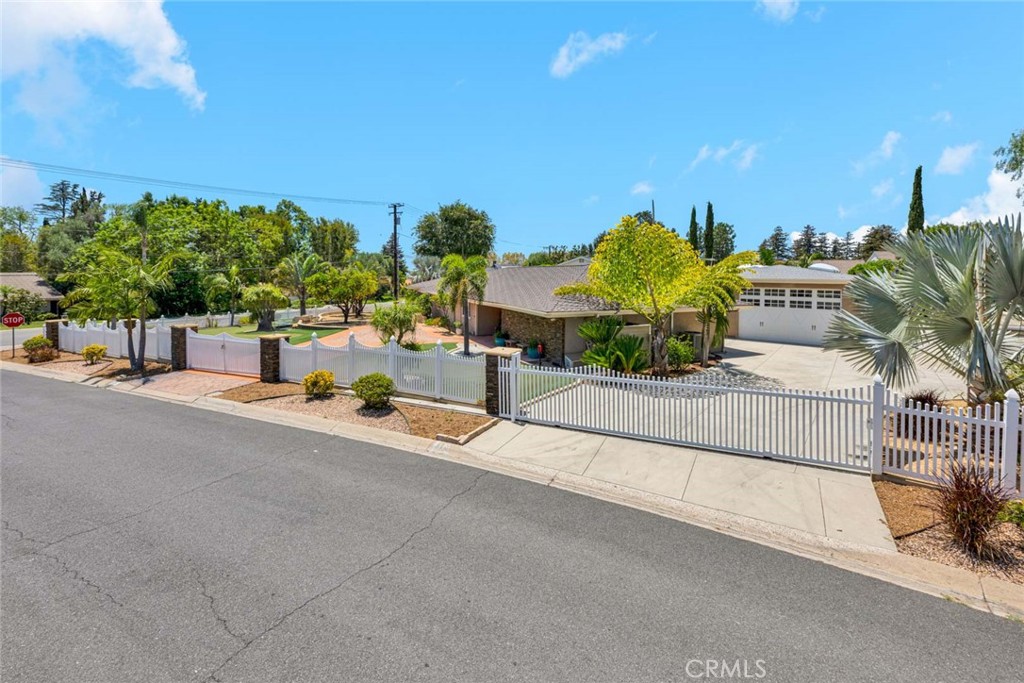 18381 Serrano Property Photo 44