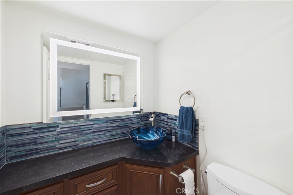 5089 Saratoga Avenue Property Photo 26