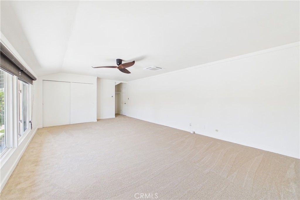 5089 Saratoga Avenue Property Photo 38