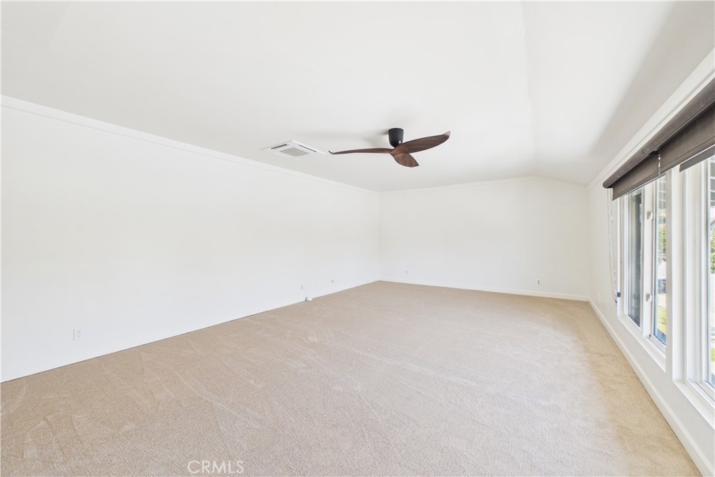 5089 Saratoga Avenue Property Photo 39
