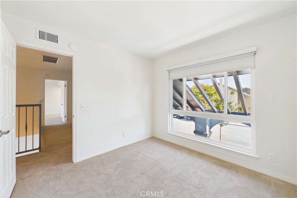 5089 Saratoga Avenue Property Photo 44