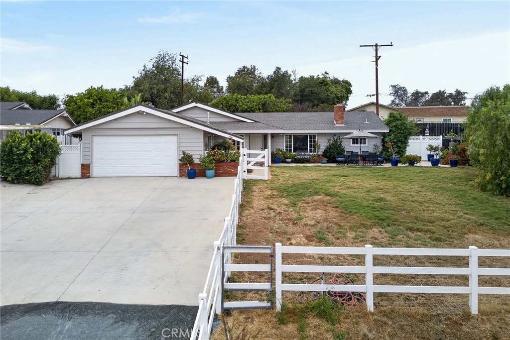 2388 Temescal Property Photo 2