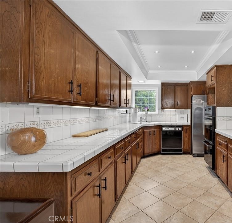 2388 Temescal Property Photo 13