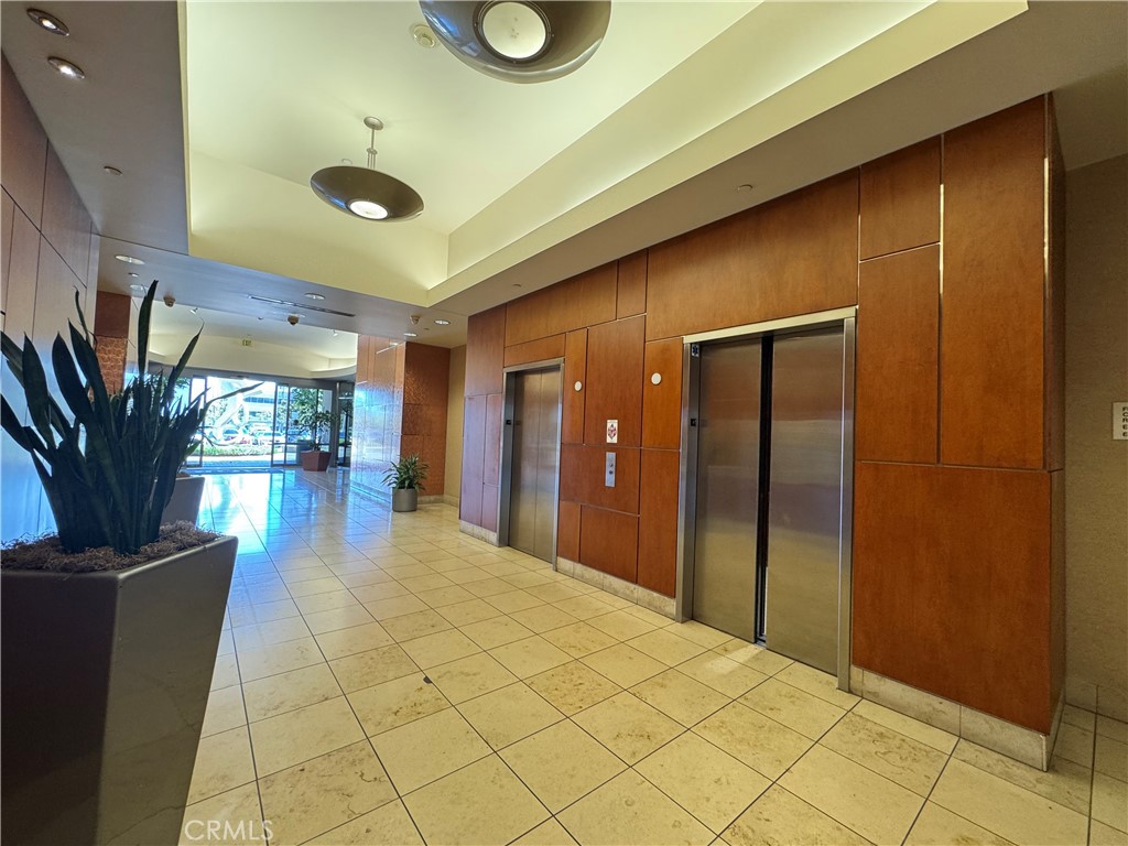 4200 Concours Property Photo 3