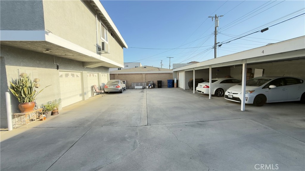 14891 Van Buren Property Photo 4