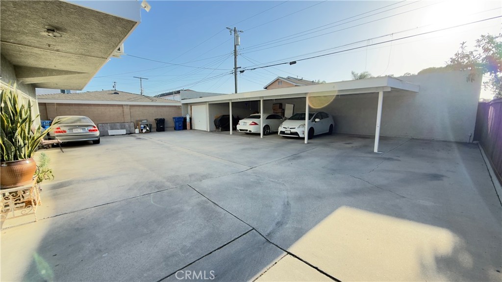 14891 Van Buren Property Photo 5