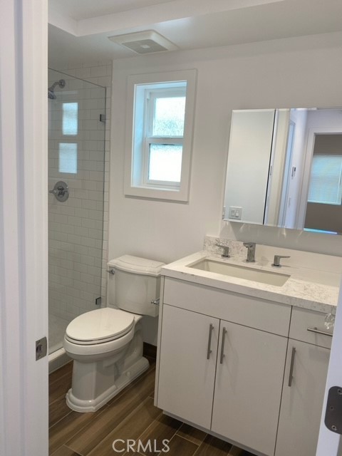 557 N Olive Street C Property Photo 10