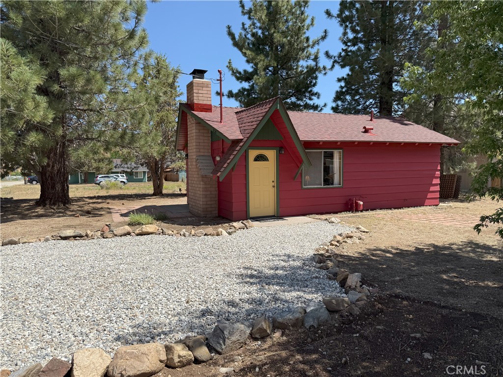 936 Pinon Lane Property Photo 3