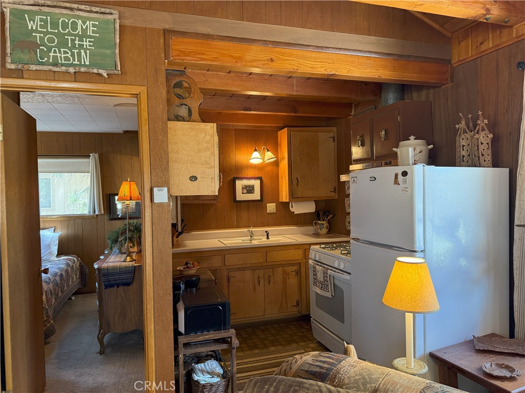 936 Pinon Lane Property Photo 10