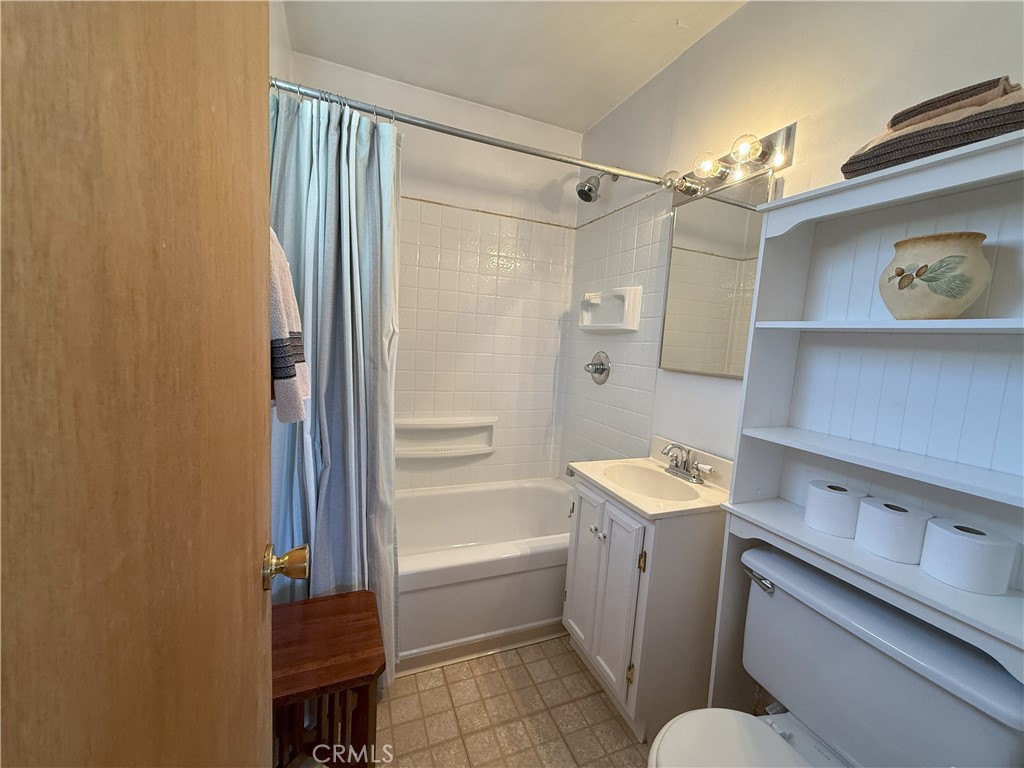 936 Pinon Lane Property Photo 17