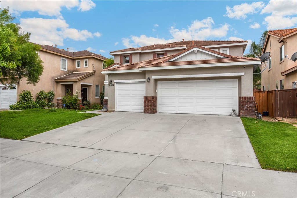 32509 Sprucewood Property Photo 3