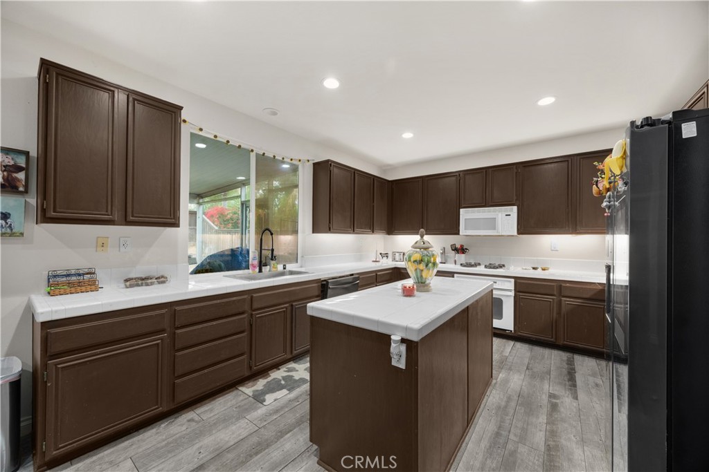 32509 Sprucewood Property Photo 13