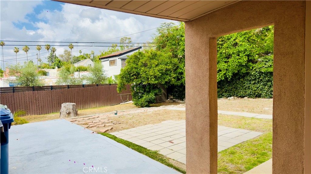 2348 Loy Lane Property Photo 4