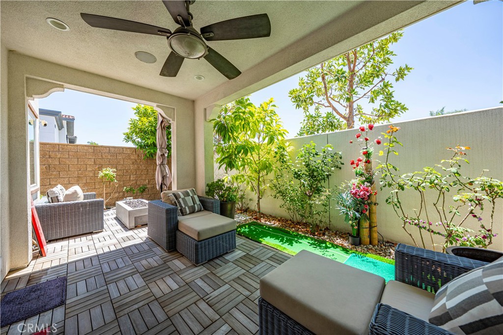 10909 Cielo Court Property Photo 3