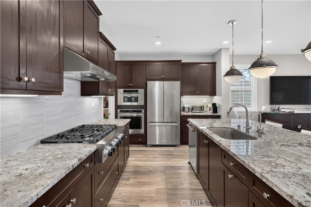 10909 Cielo Court Property Photo 6
