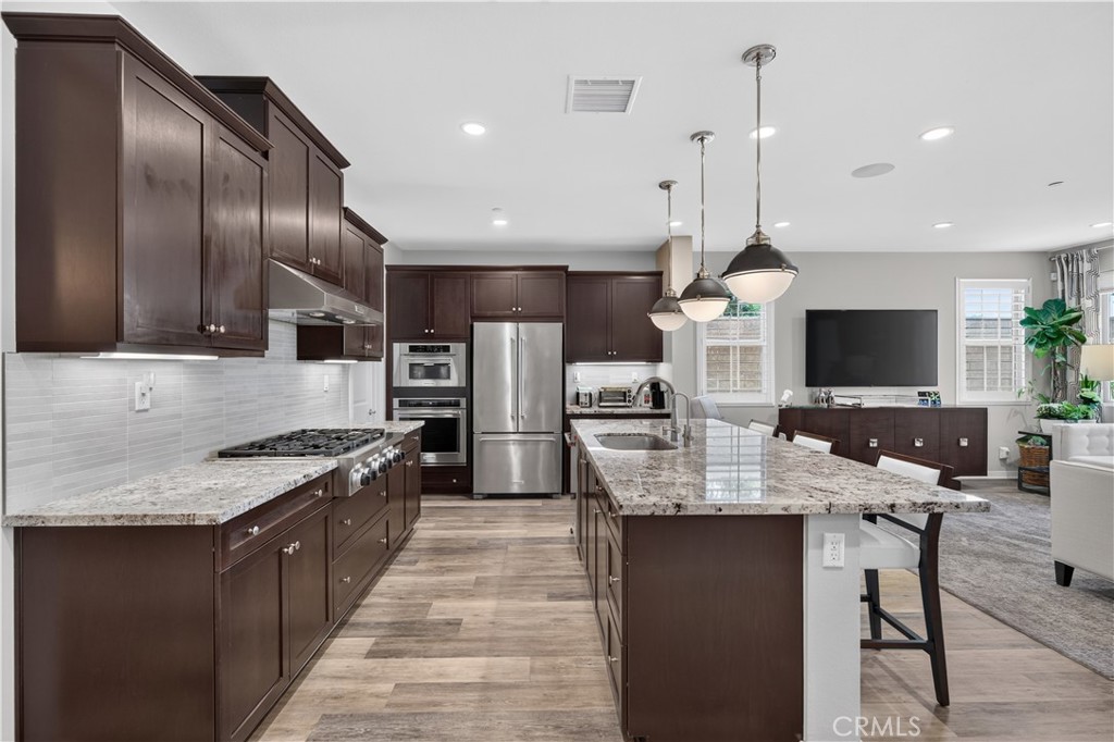 10909 Cielo Court Property Photo 8