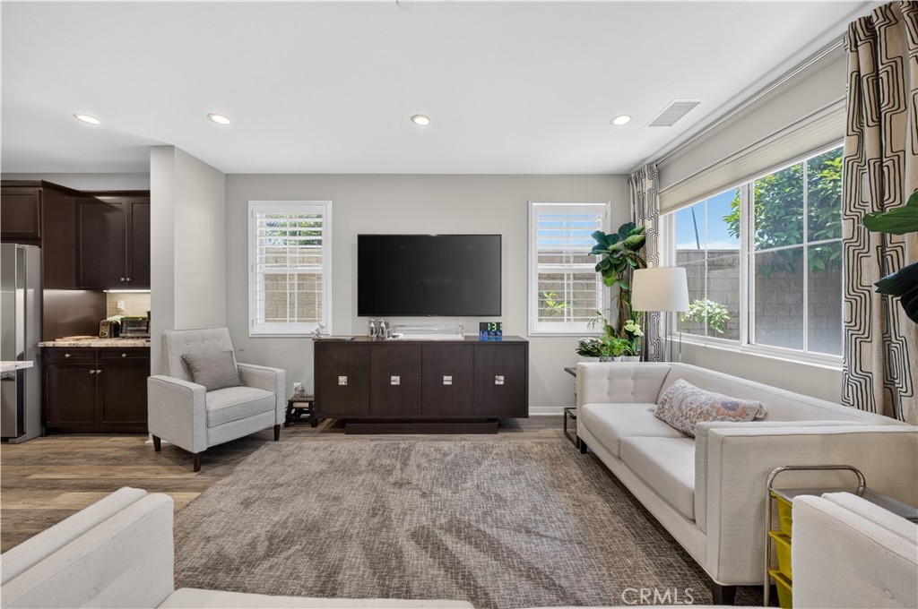 10909 Cielo Court Property Photo 13