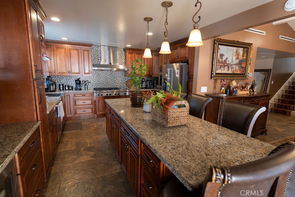 2419 Deerpark Property Photo 5