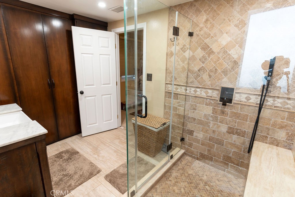2419 Deerpark Property Photo 28