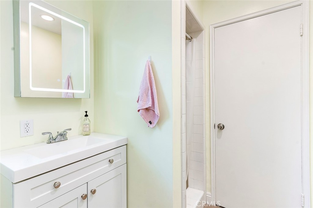 14747 Bora Drive Property Photo 15