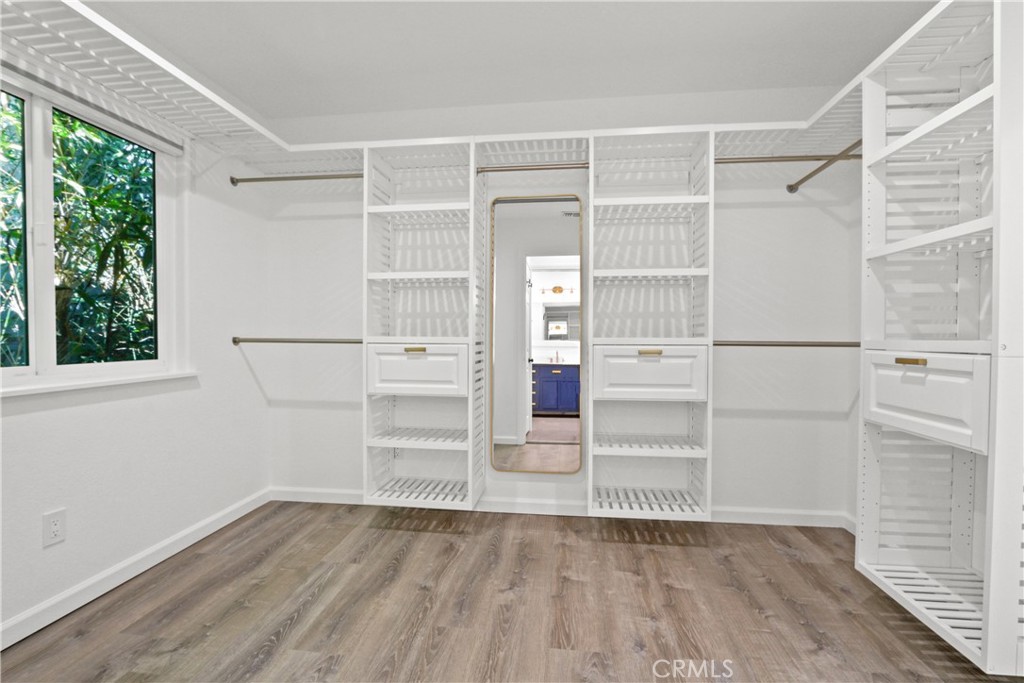 4826 Hub Street 1 Property Photo 6