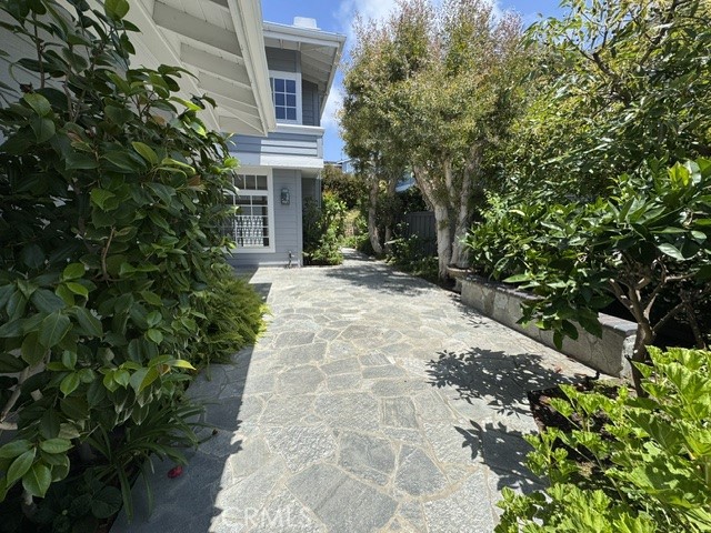 3610 Lilac Property Photo 2