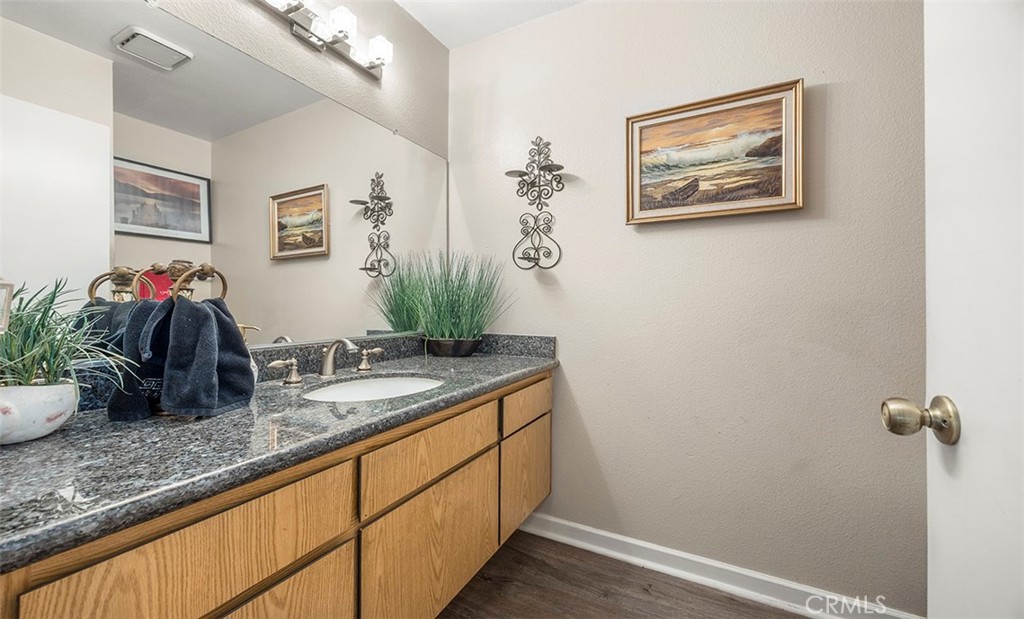 9766 El Paseo Property Photo 11