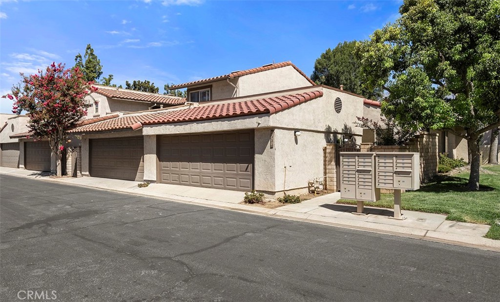 9766 El Paseo Property Photo 27