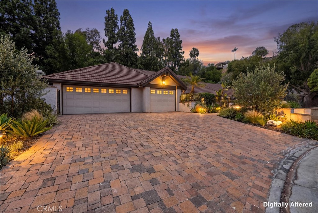 1812 Overview Circle Property Photo 4