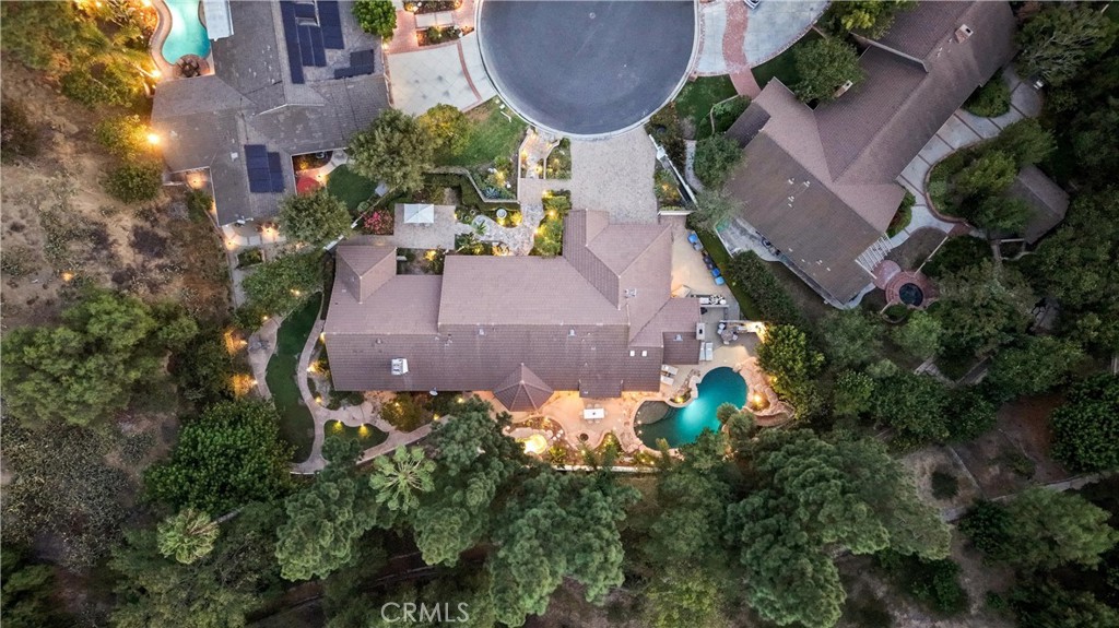 1812 Overview Circle Property Photo 5