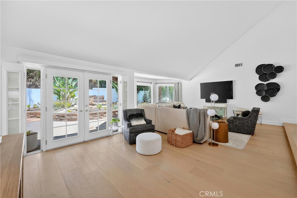1812 Overview Circle Property Photo 16