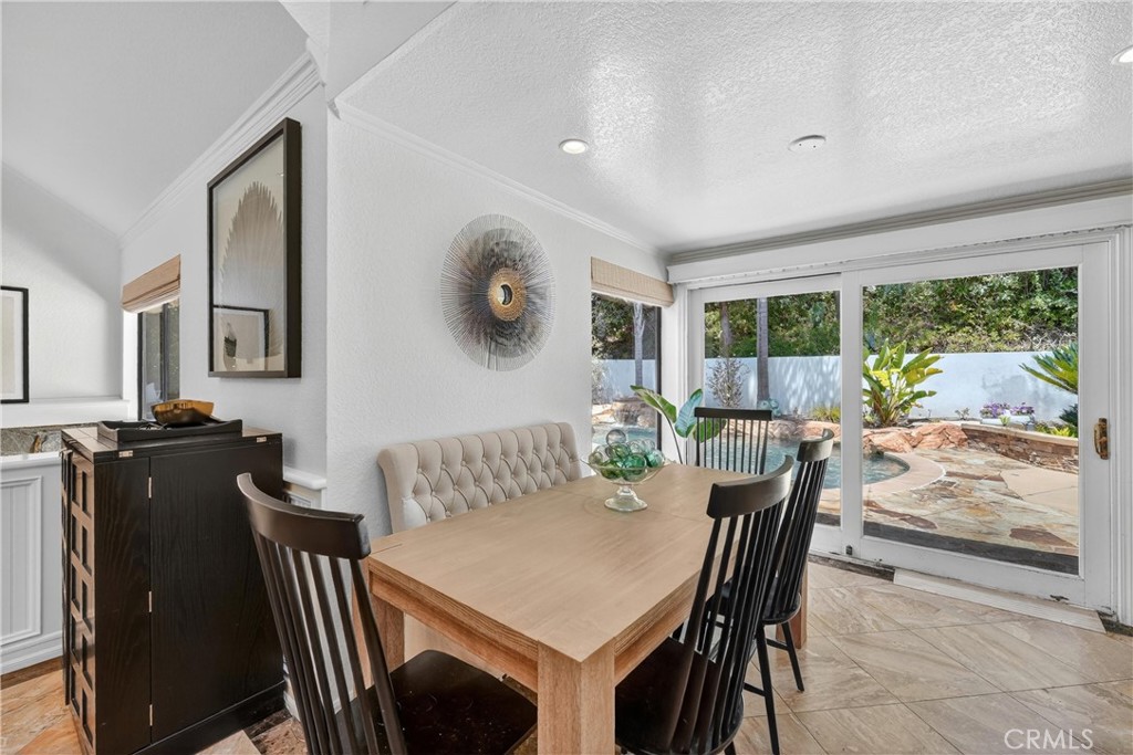 1812 Overview Circle Property Photo 28