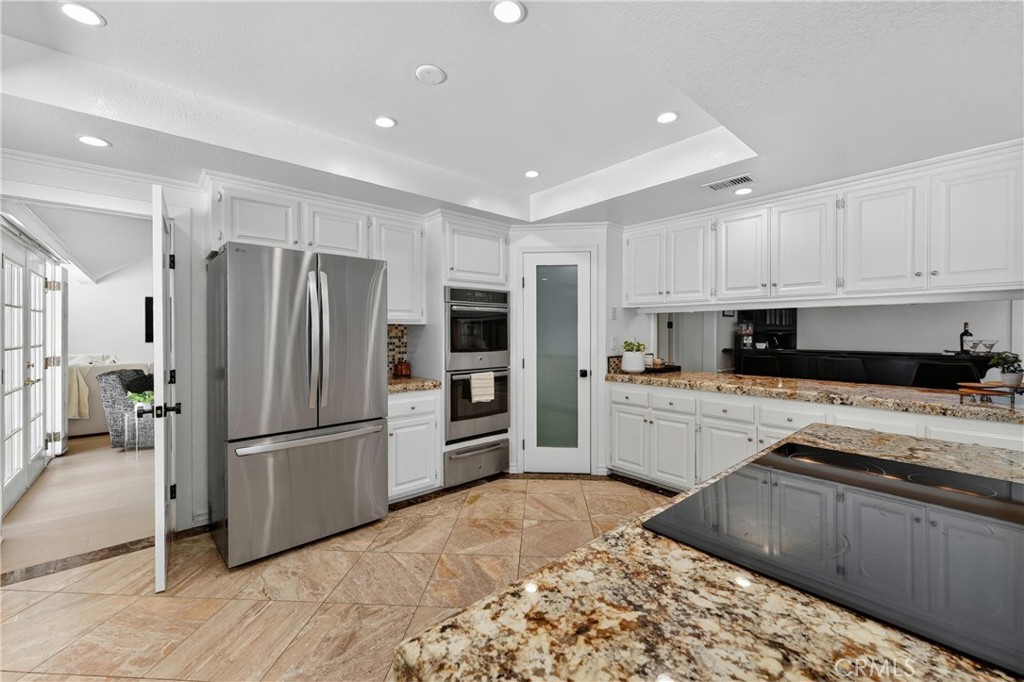 1812 Overview Circle Property Photo 32