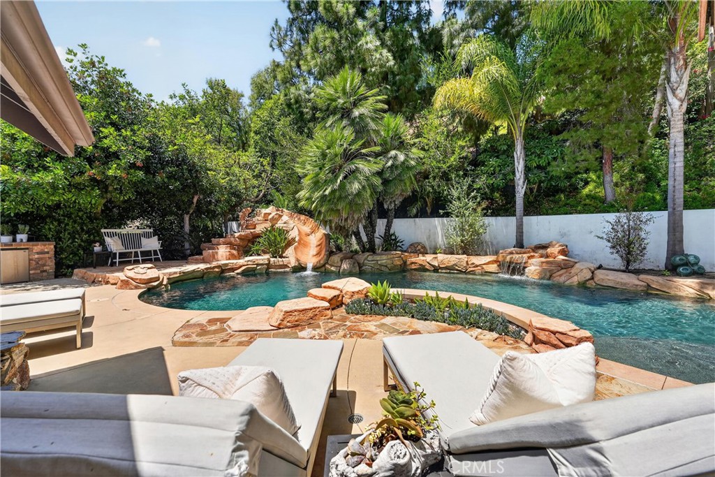 1812 Overview Circle Property Photo 69