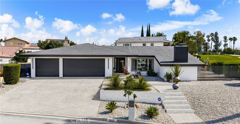 8601 Links Road Property Photo