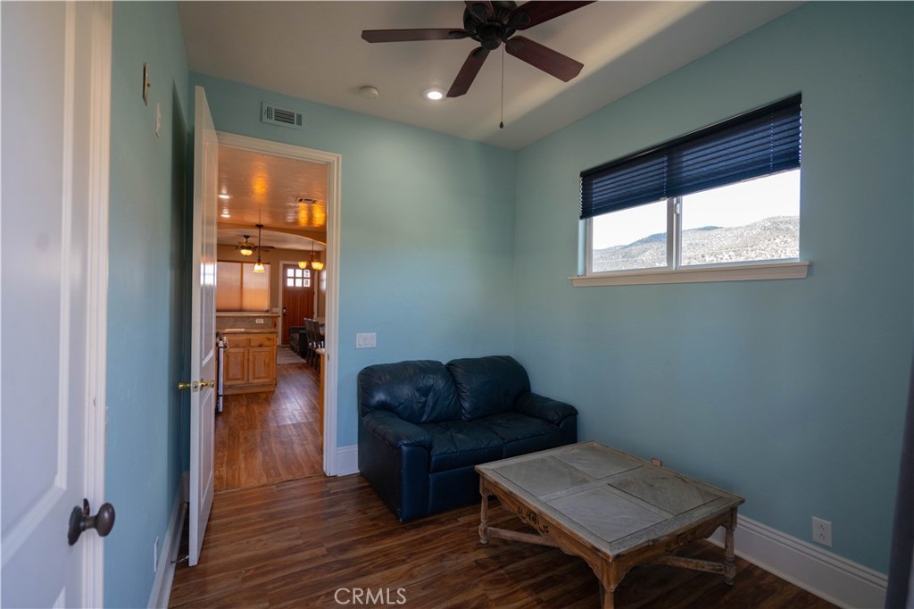 312 N Division Property Photo 7